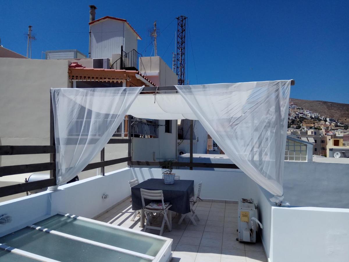 Simple And Special Apartment Ermoupoli Exterior photo