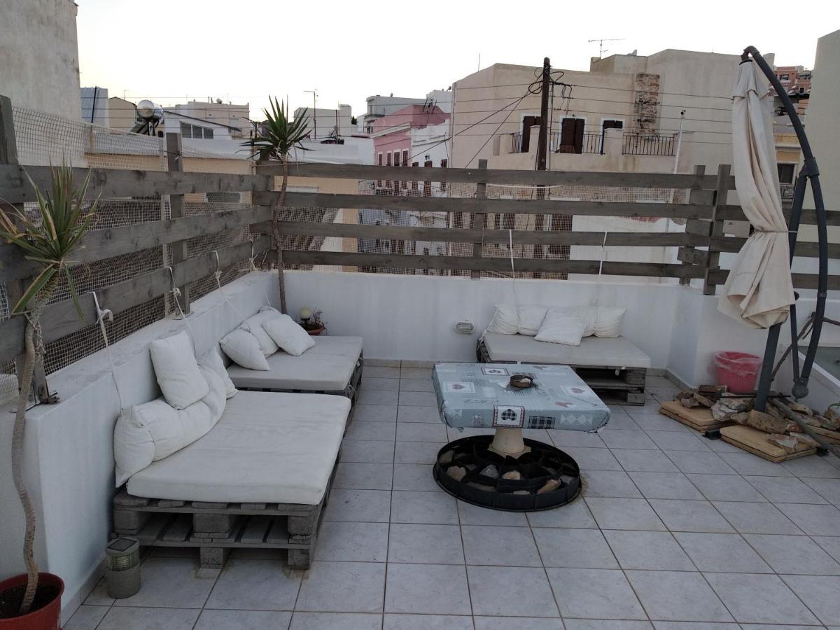 Simple And Special Apartment Ermoupoli Exterior photo